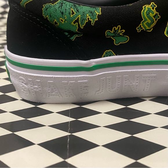 NWT Shake Junt Vans - Picture 5 of 6